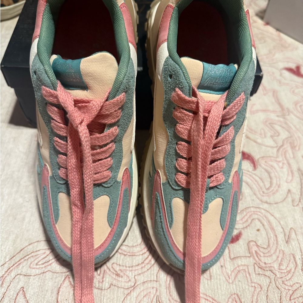 Stylish Pink and Green Women's Athletic Shoes